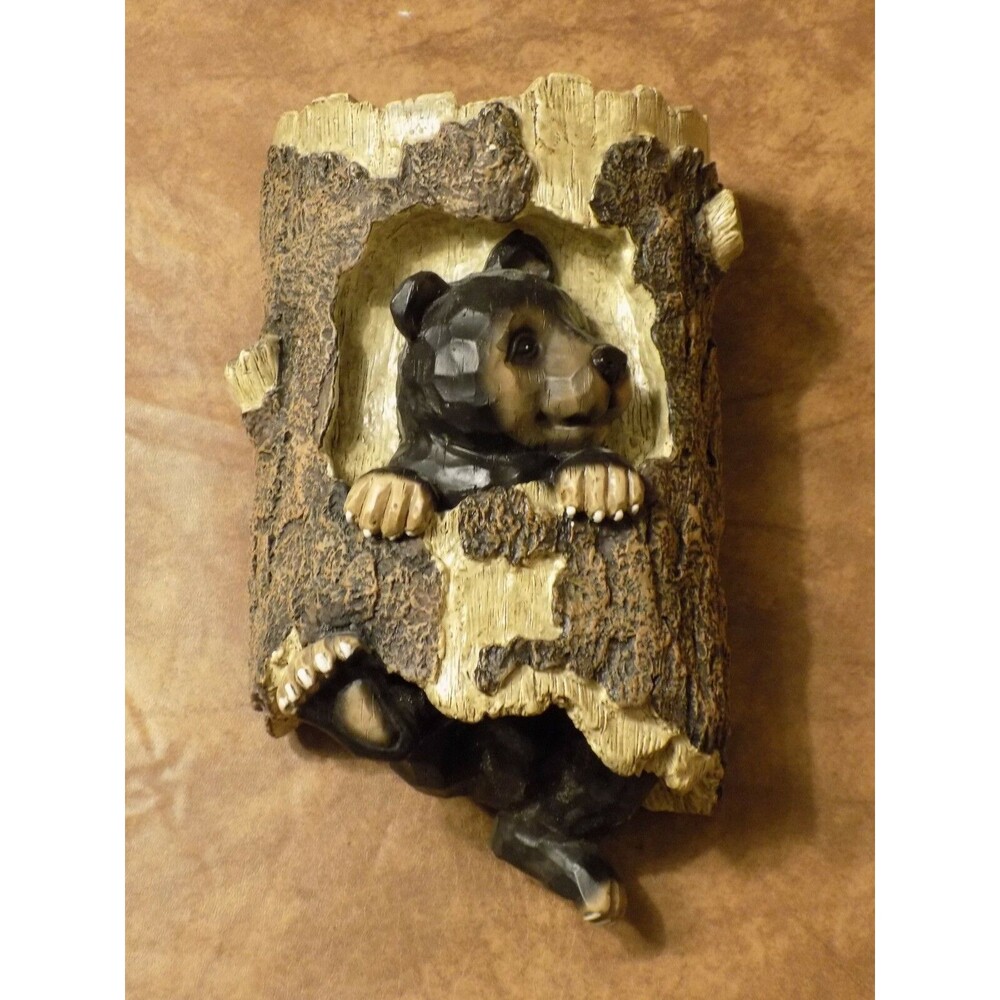 Collections Etc. 2005 Ceramic Hand-Painted Bear Wall Hanging Decor